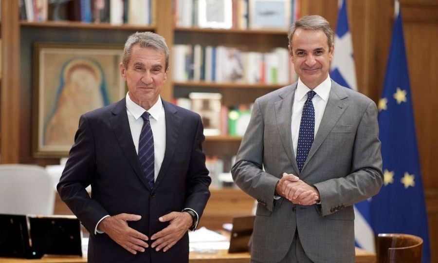 Στη Νέα Δημοκρατία προσχώρησε ο Ανδρέας Λοβέρδος