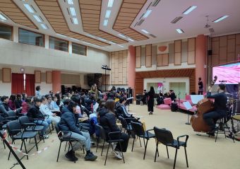 Η "Ωραία Ελένη" του Όφενμπαχ από την Εθνική Λυρικη Σκηνή στο 2ο Γυμνάσιο Καρδίτσας