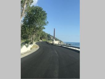 Σε εξέλιξη οι εργασίες συντήρησης του παραλιακού άξονα από Βελίκα έως Κόκκινο Νερό
