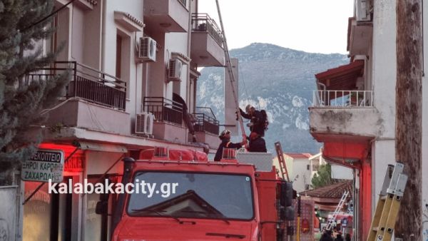 Πυρκαγιά σε ξενοδοχείο στην Καλαμπάκα: Ένα ζευγάρι νοσηλεύεται ακόμη στο Νοσοκομείο Τρικάλων