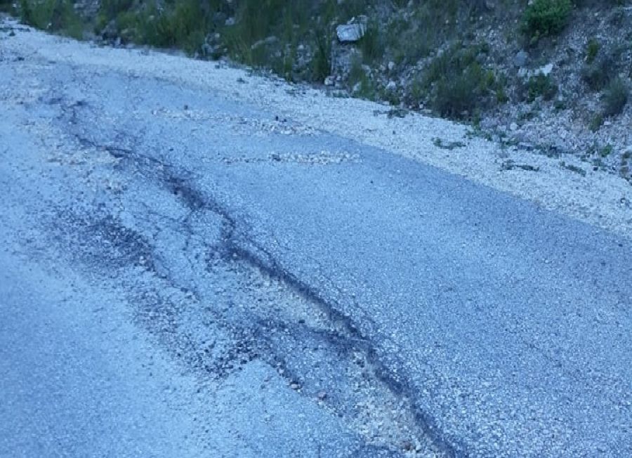 'Κεντρικός περιφερειακός δρόμος τον 21ο αιώνα στον οδικό άξονα Αργιθέα - Άρτα - Βραγκιανά - Αργύρι"
