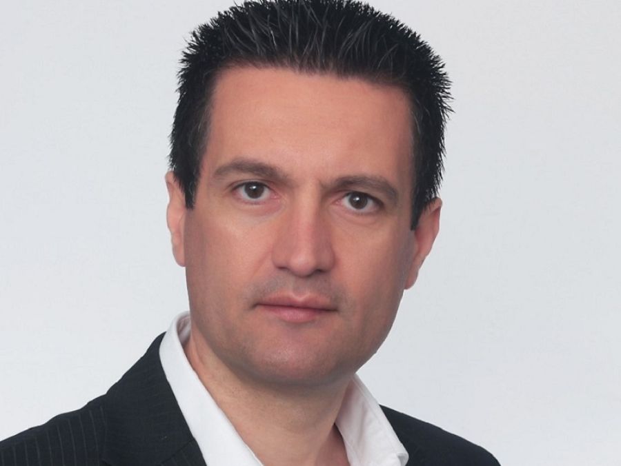 Γ. Γεννάδιος: "Κατάργηση των επερωτήσεων: Συνεδριάσεις για διοικητικά ή πολιτικά ζητήματα;"