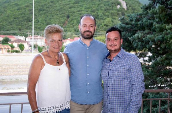 Γιώργος Βασιλείου &amp; Βάϊα Στεφανή - Παπαπαναγιώτου υποψήφιοι Δημοτικοί Σύμβουλοι με «Νέα Πορεία» και Φάνη Στάθη