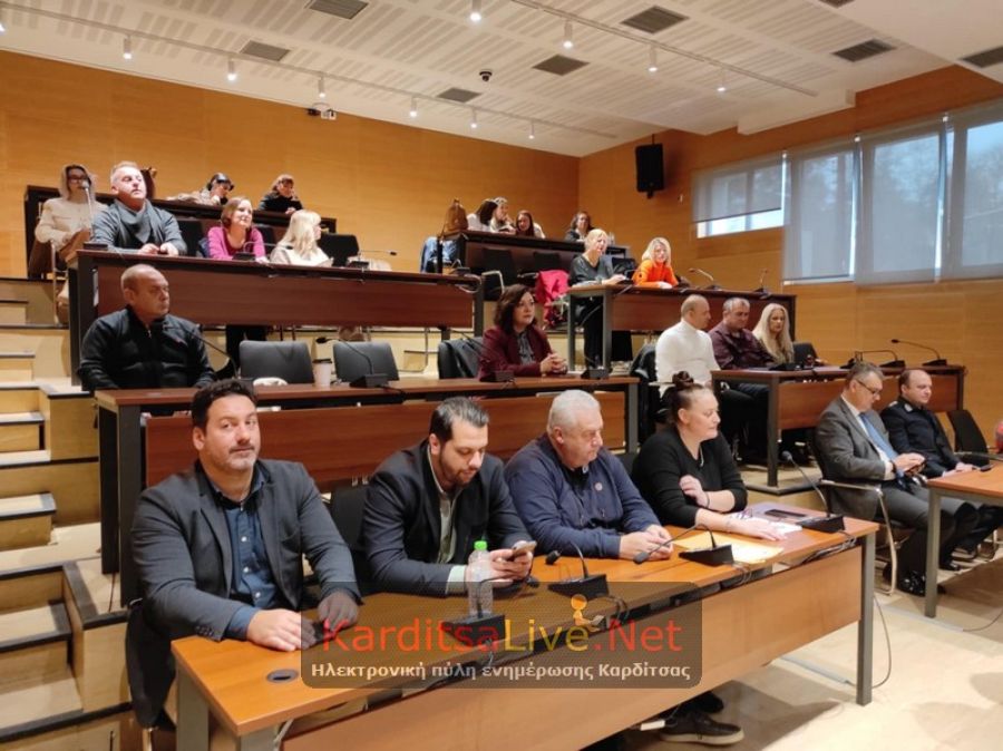 Καρδίτσα: Μήνυμα ισότητας και σεβασμού μέσα από εκδήλωση κατά της έμφυλης βίας (+Φωτο +Βίντεο)