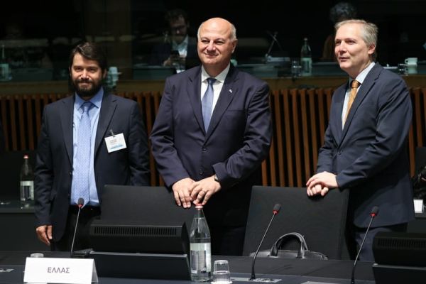 Παρεμβάσεις του Κ. Τσιάρα στο Συμβούλιο Υπουργών Γεωργίας και Αλιείας της ΕΕ και στους MED-9