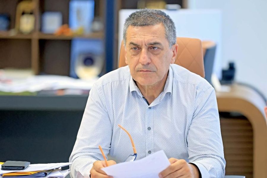 Αίτημα Κουρέτα σε ΥΠ.ΕΣ. και ΥΠ.Α.Α.Τ. για άμεση πρόσληψη 10 κτηνιάτρων
