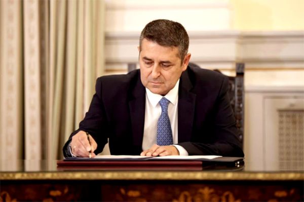Βγήκε από τη Μ.Ε.Θ. ο Υφυπουργός Γ. Μυλωνάκης