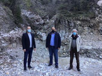 Την Οξυά για τις ζημιές από τον "Ιανό" επισκέφθηκε μαζί με το Δήμαρχο Μουζακίου Φ. Στάθη ο Γ.Γ. Οικονομικής Πολιτικής Χρ. Τριαντόπουλος