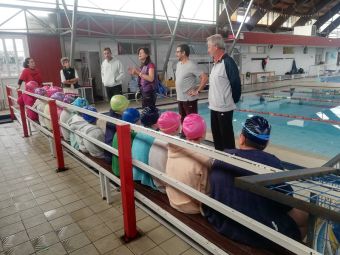 Ξεκίνησαν τα πρώτα μαθήματα κολύμβησης για μαθητές δημοτικών σχολείων