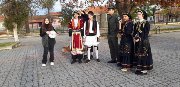 Μορφωτικός Σύλλογος Καλλιφωνίου: Aναβίωσε του έθιμο "Ρουγκάτσια"