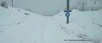 Στην "καρδιά" της άνοιξης αλλά χιονίζει του "καλού καιρού" στα ορεινά της Καρδίτσας!