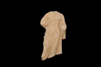 Φάρσαλα: Εντοπίστηκαν στον Πύργο Καραμίχου κατά τη διάρκεια καθαρισμού δύο αρχαία αντικείμενα