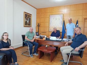 Συνάντηση στο δημαρχείο Σοφάδων αντιπροσωπείας του Συλλόγου Εκπαιδευτικών Π. Ε. Καρδίτσας