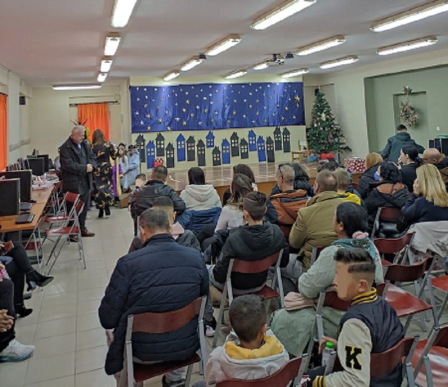 Μια ξεχωριστή Χριστουγεννιάτικη γιορτή στο 1ο Δημοτικό Σχολείο Σοφάδων