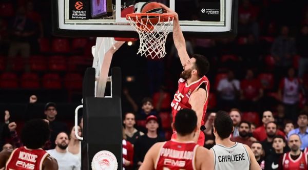 Euroleague: Πρώτη ήττα στο ΣΕΦ για τον Ολυμπιακό