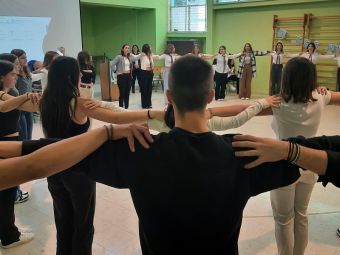 Εορτασμός της εθνικής επετείου του «ΟΧΙ» της 28ης Οκτωβρίου 1940 από το Ημερήσιο Γυμνάσιο και το Γενικό Λύκειο Λεονταρίου