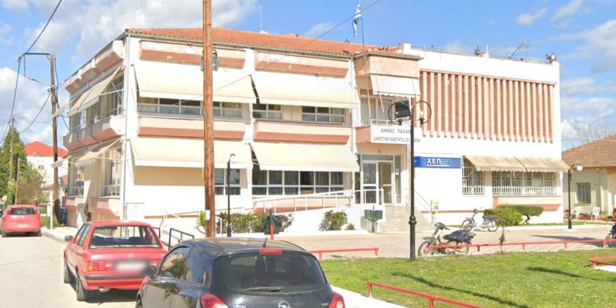 Υπεγράφη η σύμβαση για την αποκατάσταση του Δημοτικού Κτιρίου στο Προάστιο