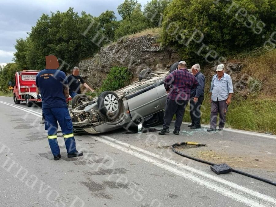 Τροχαίο στο δρόμο Τυρνάβου – Δαμασίου: Τραυματίστηκε μία γυναίκα