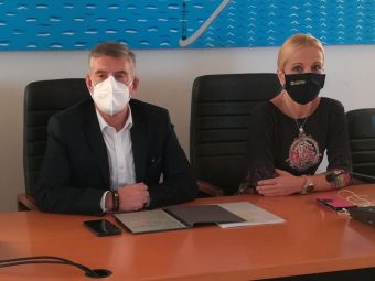 Υπεγράφη η σύμβαση για την κατασκευή κερκίδων στο Αθλητικό Κέντρο Σούρπης