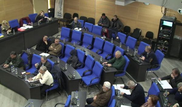 Προβληματισμός στο Περιφερειακό Συμβούλιο για την ατμοσφαιρική ρύπανση στη Θεσσαλία