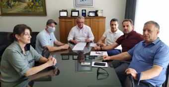 Υπεγράφη η σύμβαση για την αντιπλημμυρική προστασία του οικισμού των αθιγγάνων στους Σοφάδες