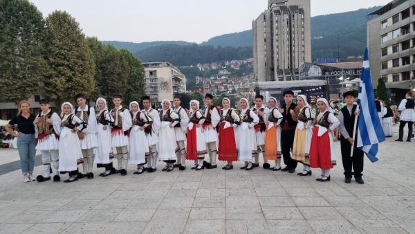 Το Εφηβικό Τμήμα του Λαογραφικού Χορευτικού Ομίλου ΚΑΡΑΓΚΟΥΝΑ στη Σερβία - «Πρεσβευτές των Λαϊκών Παραδόσεων»