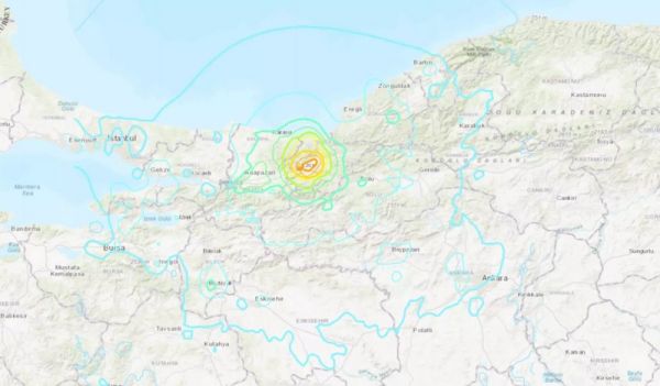 Ισχυρός σεισμός 5,9 Ρίχτερ στην Τουρκία - Τουλάχιστον 50 τραυματίες