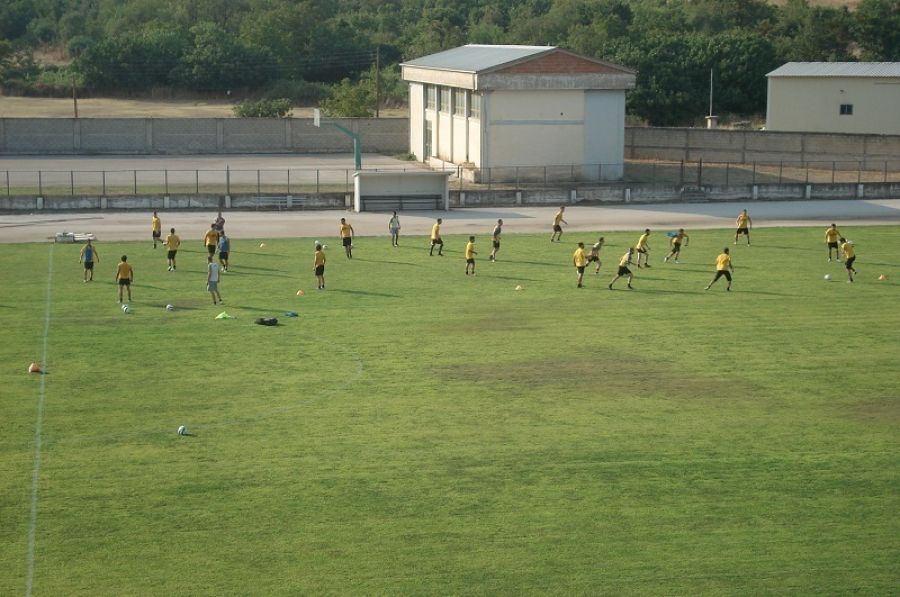 Πρόθεση χρηματοδότησης για αντικατάσταση χλοοτάπητα στο Δημοτικό Γήπεδο Μουζακίου