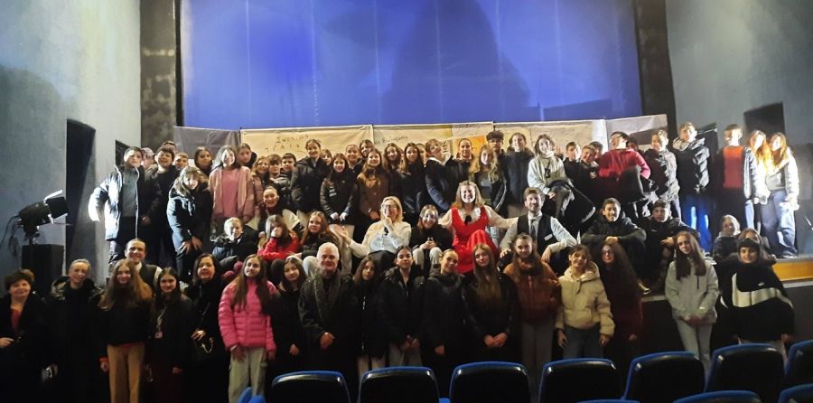 Μουσικό Σχολείο Καρδίτσας: Παρακολούθηση διαδικτυακής επιμορφωτικής ημερίδας και Μουσικοθεατρικής Παράστασης