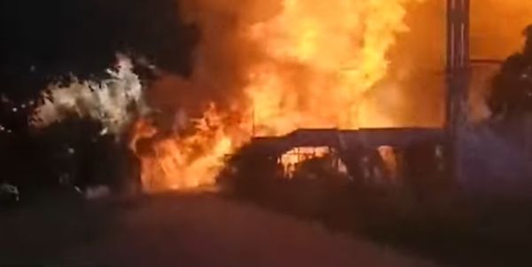 Ν. Αφρική: 9 νεκροί και 40 τραυματίες από έκρηξη βυτιοφόρου κοντά στο Γιοχάνεσμπουργκ (+Βίντεο)
