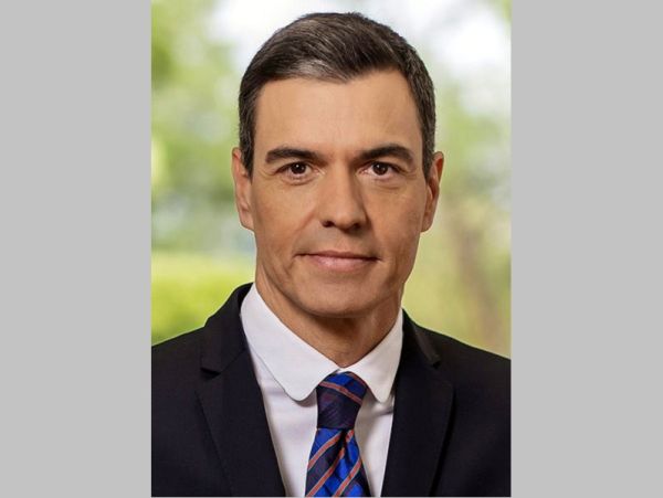 Ισπανία: Ο πρωθυπουργός Πέδρο Σάντσεθ σκέφτεται να παραιτηθεί, μετά την έρευνα σε βάρος της συζύγου του για διαφθορά
