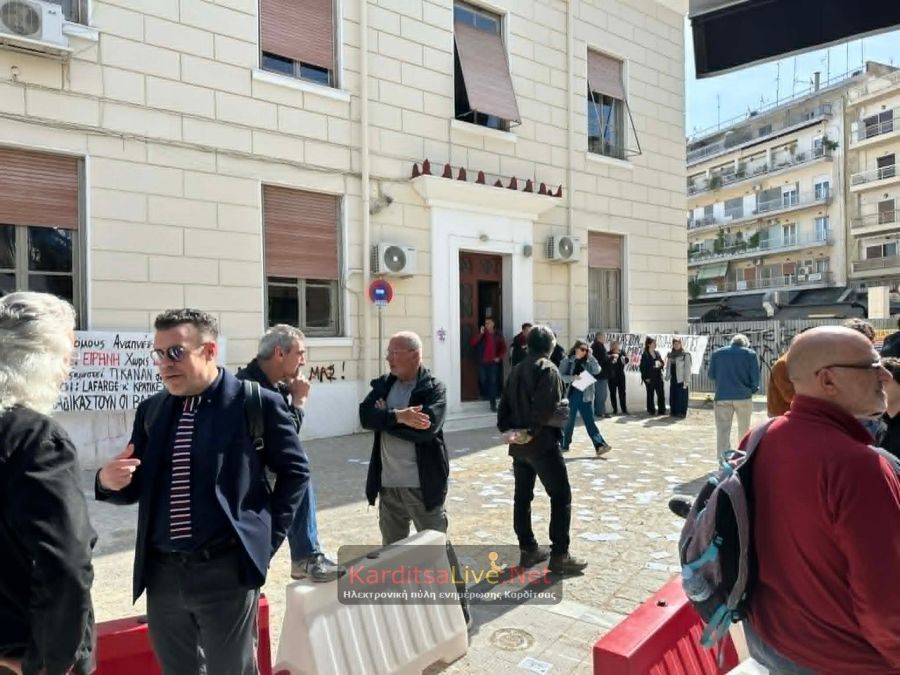 Συνεχίζεται η διεξαγωγή της δίκης για την υπόθεση Μάγγου στην Καρδίτσα (+Φωτο)