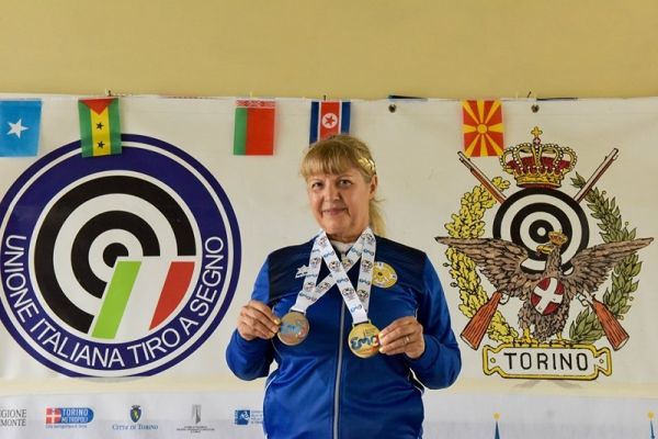 "Πόπη Τσαντούλα – Ένα σύμβολο στη Σκοποβολή!!!" του Μενέλαου Παπαδημητρίου