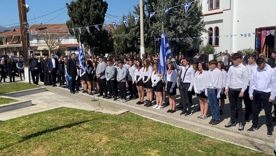 Β. Κουκουζέλης: Με κάθε λαμπρότητα και επισημότητα η Τ.Κ Μητρόπολης τίμησε την επέτειο της 25ης Μαρτίου 1821