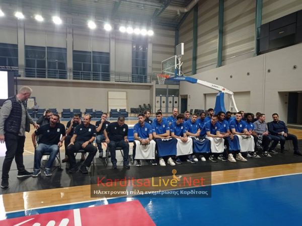 Πανηγυρικό κλίμα στην εκδήλωση του Α.Σ. Καρδίτσας για την παρουσίαση ομάδας - φανέλας - χορηγών (Φωτο +Βίντεο)
