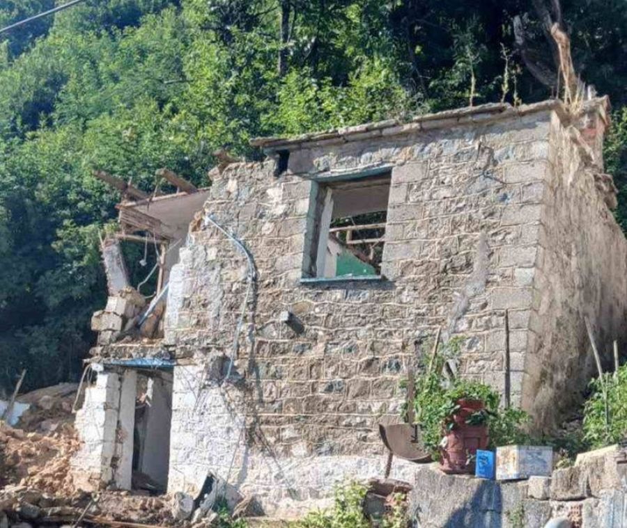 Ολοκληρώνεται το έργο κατεδάφισης ετοιμόρροπων κτιρίων στο Μορφοβούνι