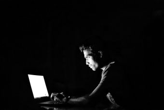 Η Δίωξη Ηλεκτρονικού Εγκλήματος για φαινόμενα απάτης μέσω σεξουαλικής εκβίασης