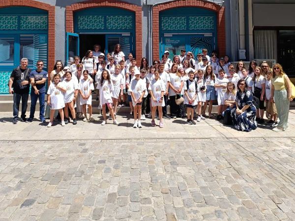 Εκπαιδευτική εκδρομή στη Θεσσαλονίκη για τους μαθητές που διακρίθηκαν στον διαγωνισμό «Πρωτοτυπώ Εθελοντικά» της Περιφέρειας Θεσσαλίας