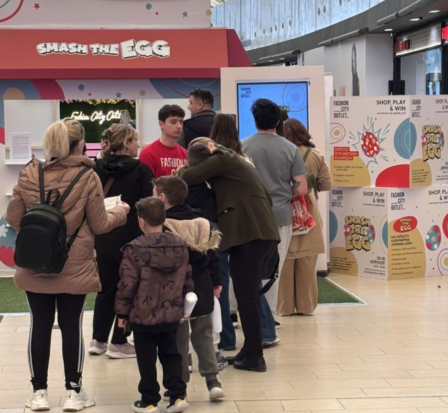 Το “Smash the Egg” συνεχίζεται στο Fashion City Outlet