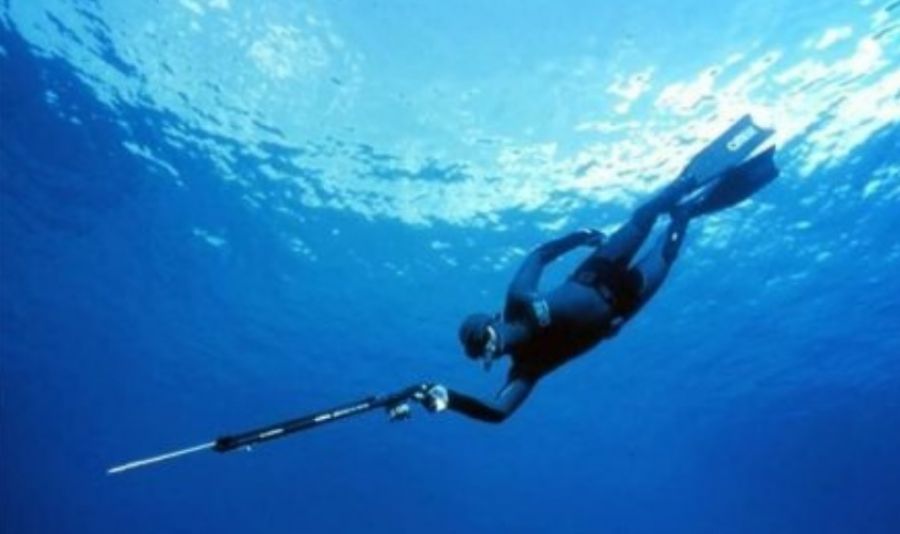 Αλόννησος: Σε εξέλιξη έρευνες για τον εντοπισμό 52χρονου ψαροντουφεκά
