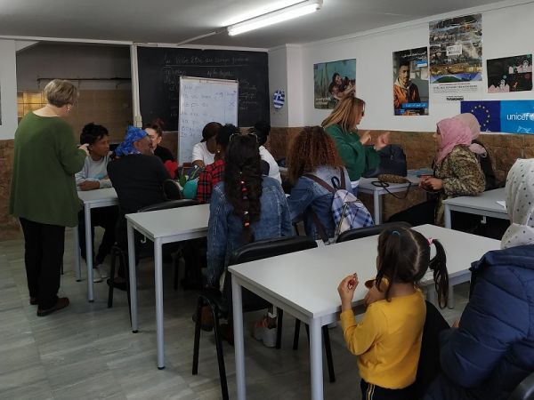 Παρέμβαση του Συλλόγου Γυναικών Καρδίτσας σε γυναίκες πρόσφυγες