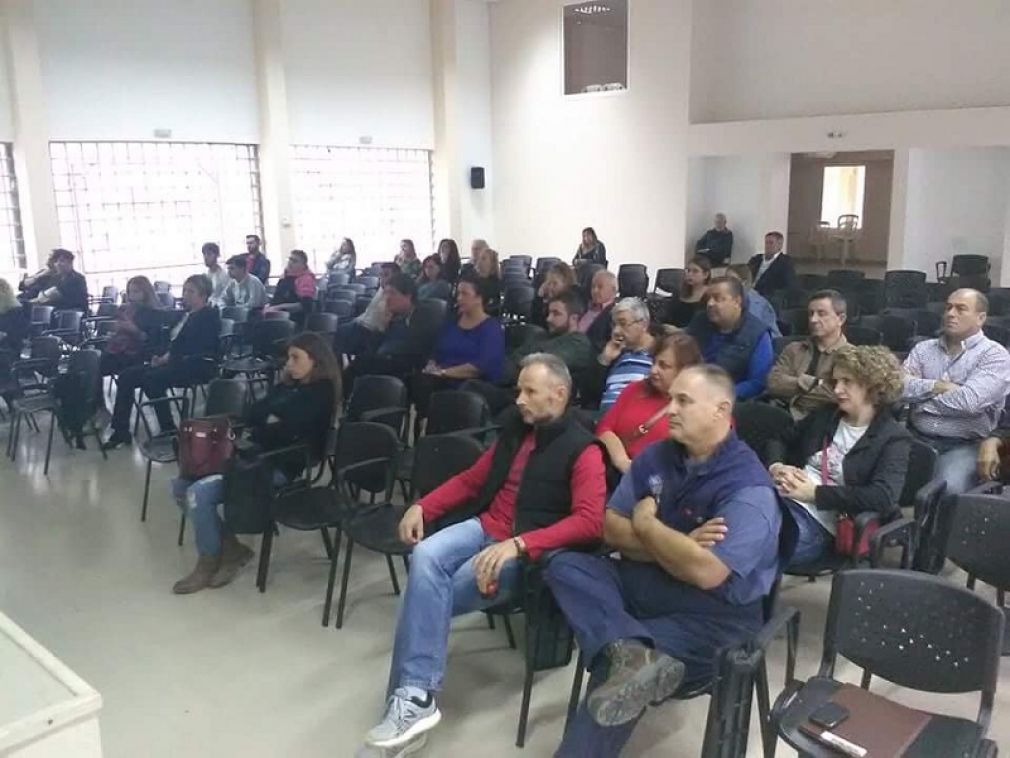 Ημερίδα - ανοιχτή συζήτηση πραγματοποιήθηκε στο Μουζάκι για την διαχείριση - αντιμετώπιση αδέσποτων/δεσποζόμενων ζώων συντροφιάς