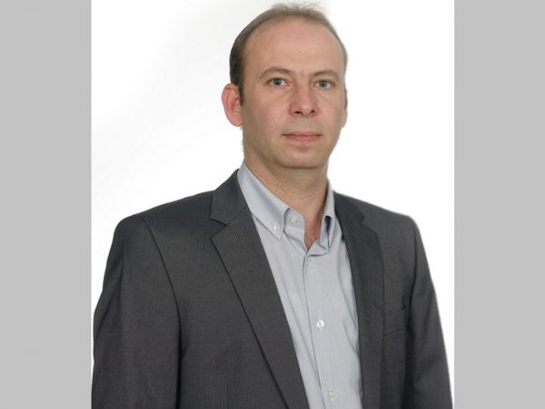 Απέσυρε την υποψηφιότητα με το ΚΙΝΑΛ στην Καρδίτσα ο Στέφανος Ντράχας