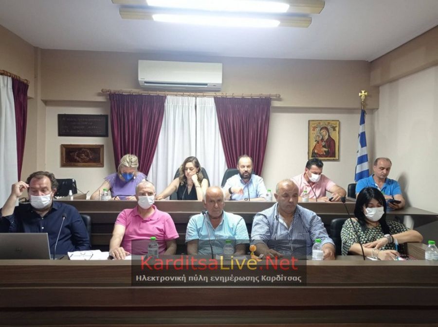 «Άναψαν λαμπάκια» για την αναβάθμιση του ηλεκτροφωτισμού του Δήμου Μουζακίου με Σ.Δ.Ι.Τ.