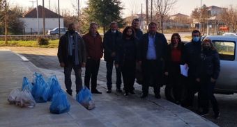 108 δέματα αγάπης από τον Δήμο Παλαμά σε άπορους δημότες του