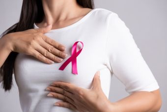 Ινοαδένωμα μαστού, κύστη στο στήθος και καρκίνος μαστού - Ενημερωθείτε από μαστολόγο
