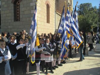 Καρδίτσα: Με εκπροσώπους δύο σχολείων η κατάθεση στεφάνων παραμονή της εθνικής επετείου