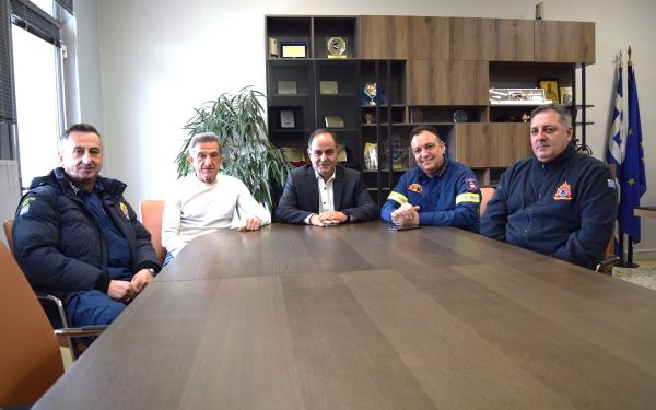 Επίσκεψη του νέου διοικητή Π.Υ. Ν. Καρδίτσας στο Δήμαρχο Καρδίτσας