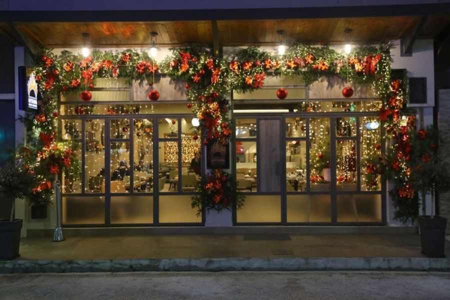 Δήμος Καρδίτσας: Έως 30 Δεκεμβρίου η εκδήλωση ενδιαφέροντος για τον διαγωνισμό καλύτερης βιτρίνας καταστήματος