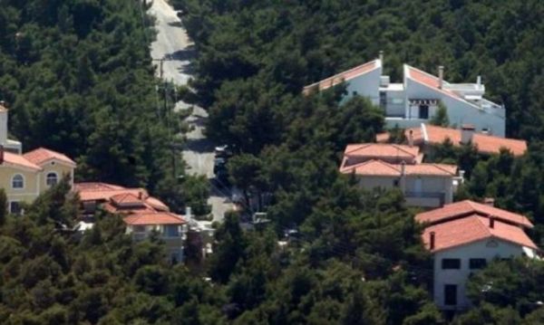 Αυθαίρετα: Παράταση μέσω τροπολογίας έως 30 Ιουνίου για την τακτοποίησή τους